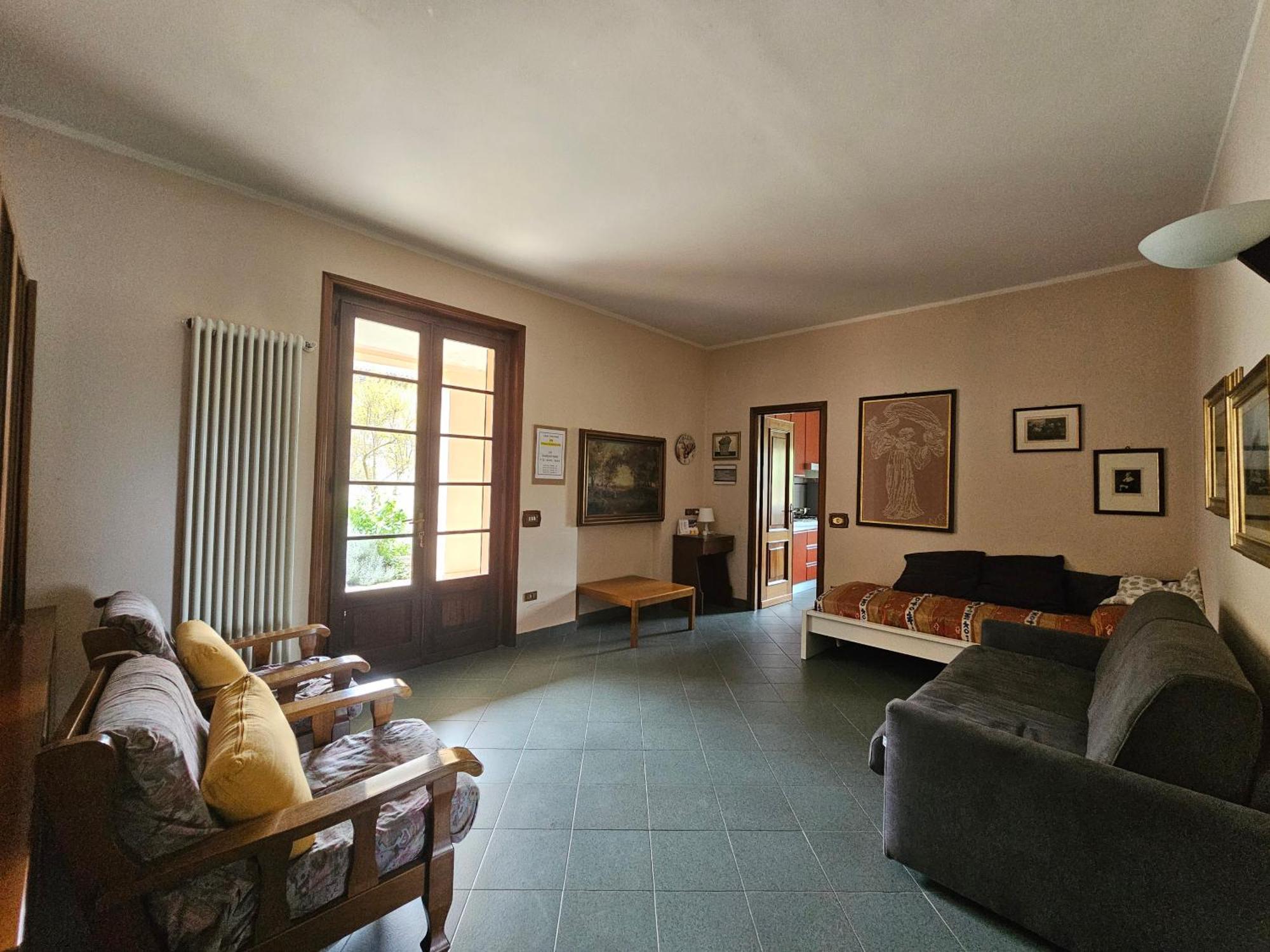 Casa Vincenzo 130 Mq Con Portico Ed Ingresso Esclusivo Dal Giardino Villa Felino Exterior foto