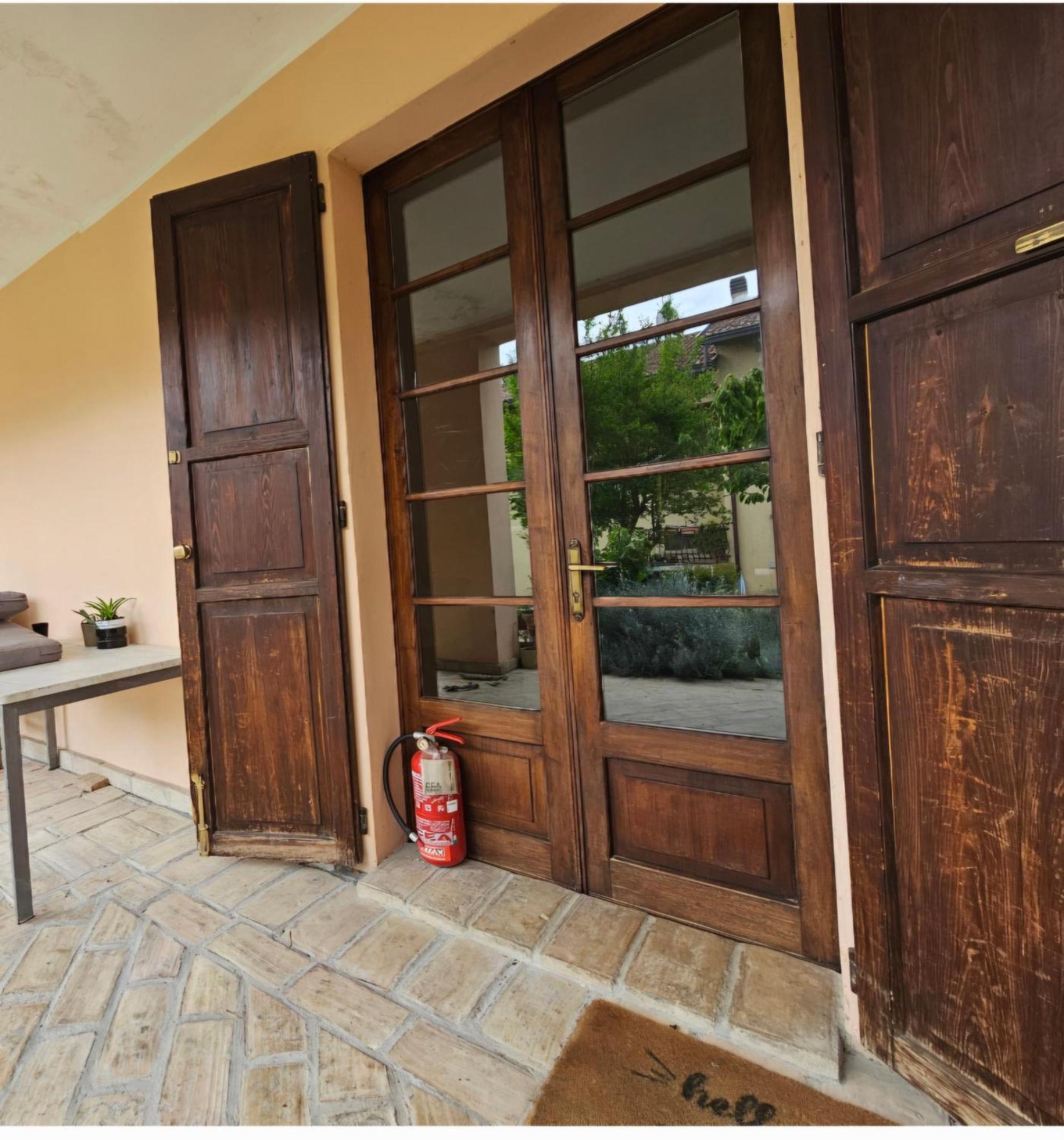 Casa Vincenzo 130 Mq Con Portico Ed Ingresso Esclusivo Dal Giardino Villa Felino Exterior foto